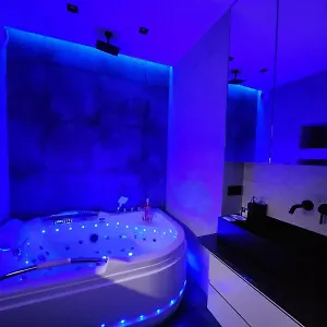  Apartment House: With Jacuzzi, Prosecco & Wellness Facilities Poland